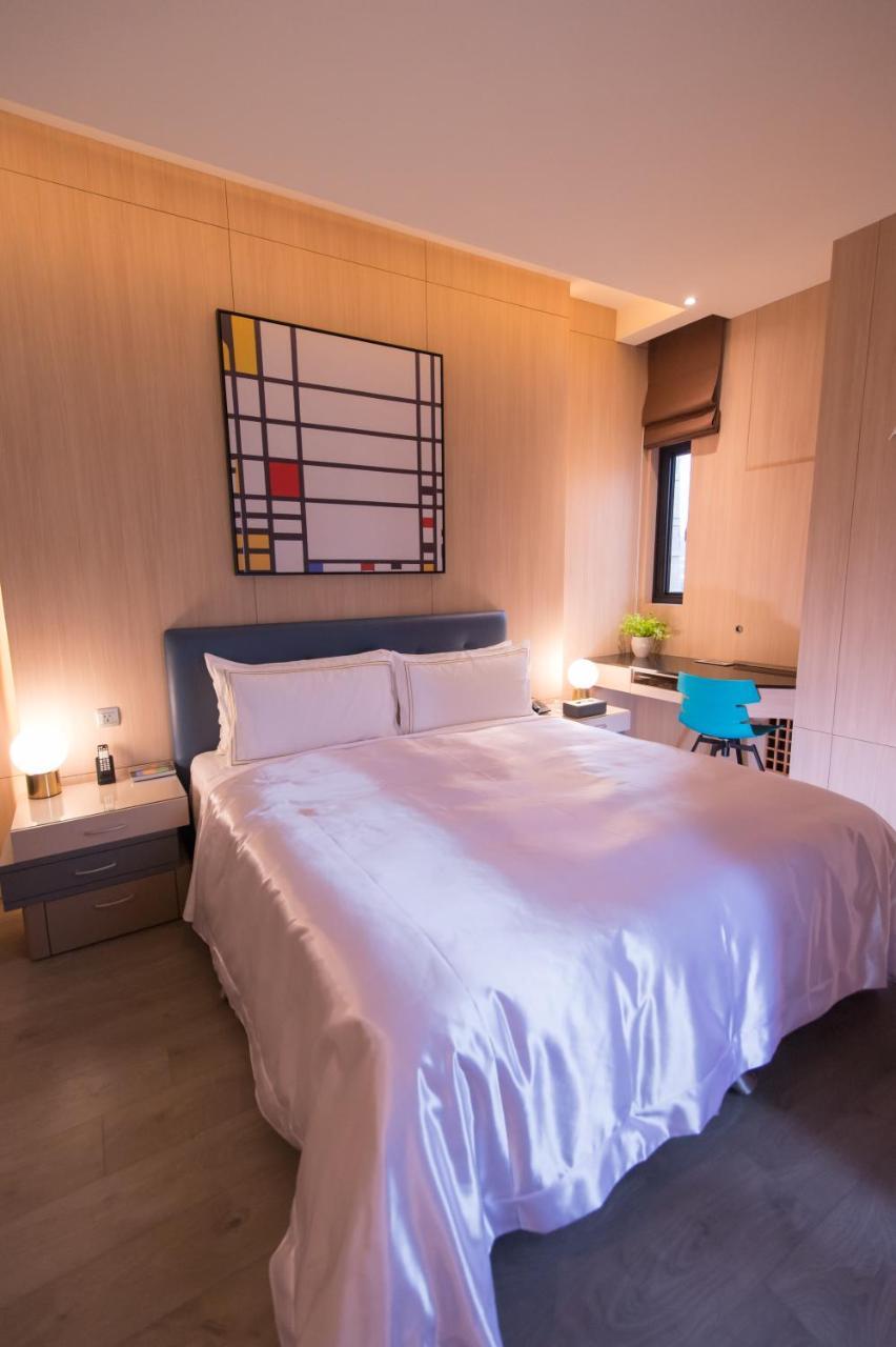 J Moon Villa Motel Tajpej Kültér fotó