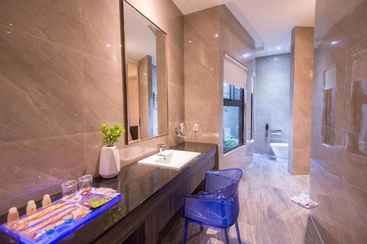 J Moon Villa Motel Tajpej Kültér fotó
