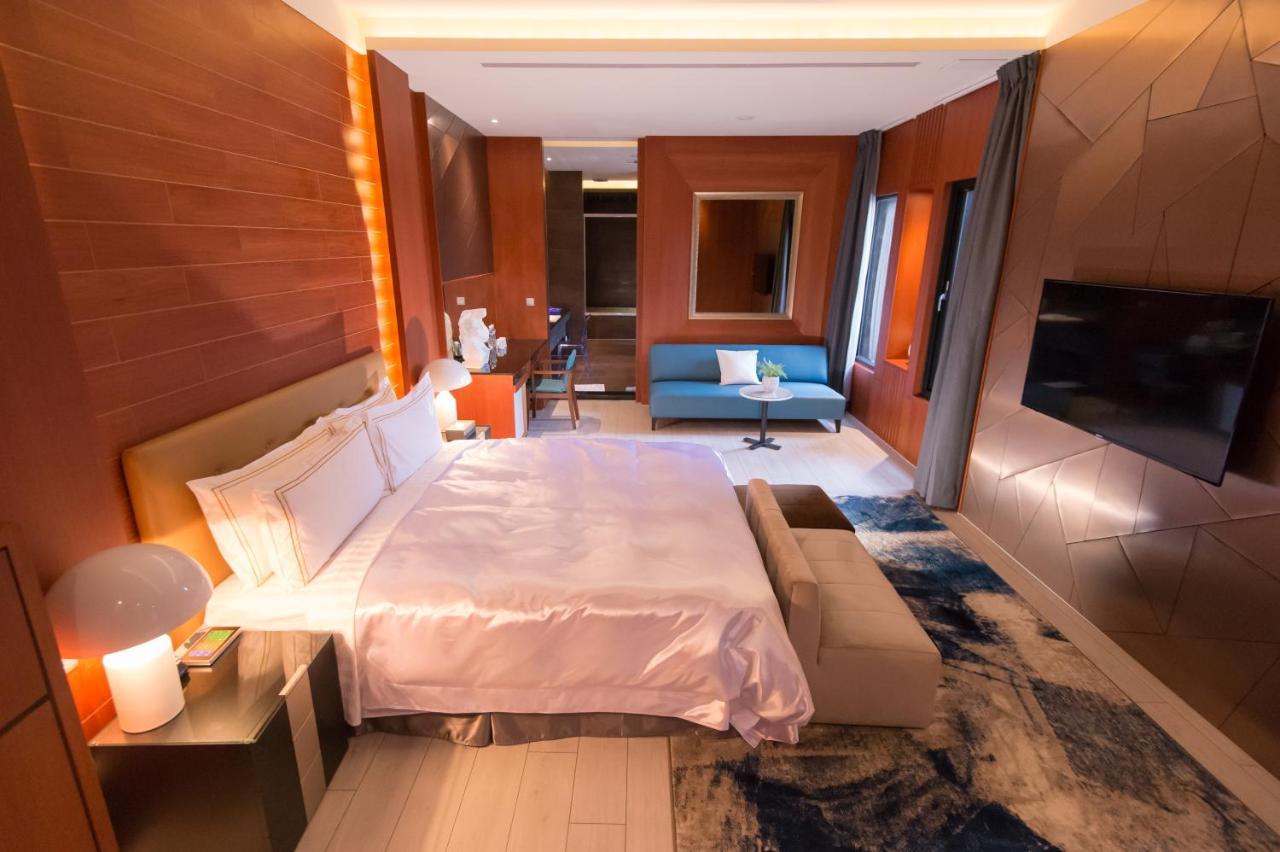 J Moon Villa Motel Tajpej Kültér fotó