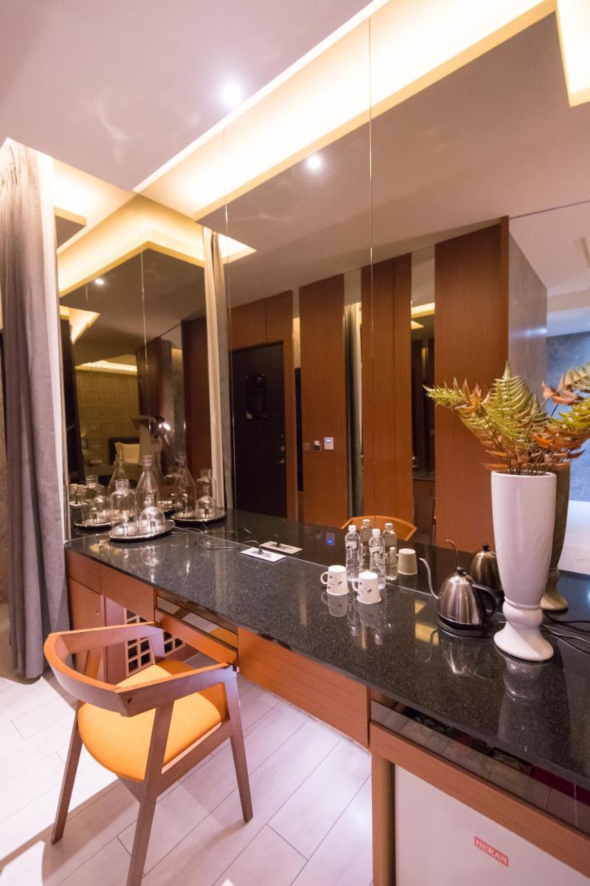 J Moon Villa Motel Tajpej Kültér fotó