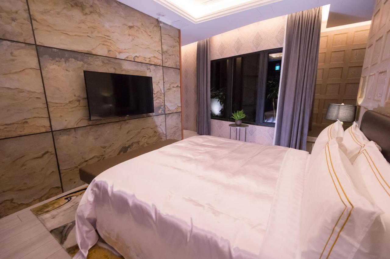 J Moon Villa Motel Tajpej Kültér fotó